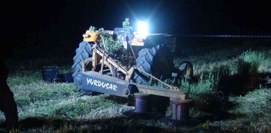 BODRUM’DA TALİHSİZ KAZA  MAKİNEDEN FIRLAYAN TAŞ, OĞLUNUN ÖLÜMÜNE NEDEN OLDU