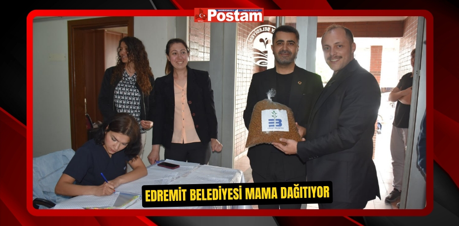 Edremit Belediyesi mama dağıtıyor