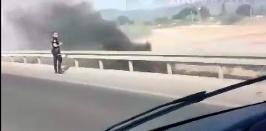 BURHANİYE YOLU ÜZERİNDE SİGARA İZMARİTİNDEN ÇIKAN YANGIN