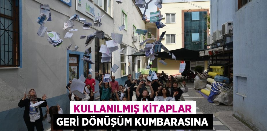 Kullanılmış kitaplar geri dönüşüm kumbarasına