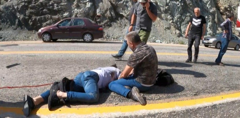 TAKLA ATAN ARAÇTA DEHŞETİ YAŞADILAR