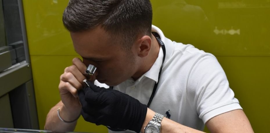 PIRLANTADA FİYATLAR DÜŞTÜ