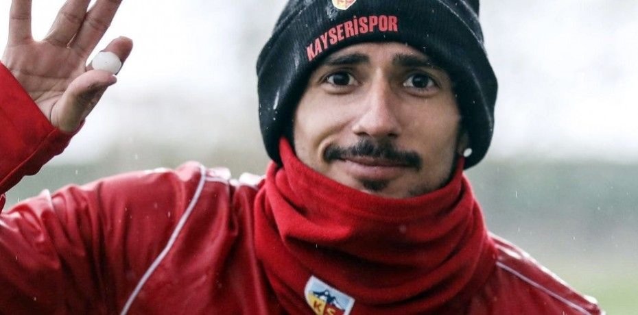 KAYSERİSPOR ANTRENMANINA DOLU ENGELİ