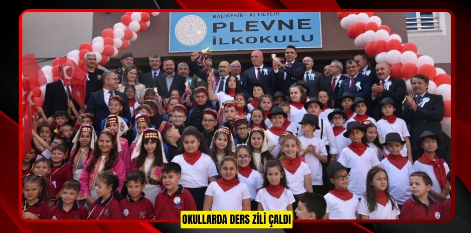 Okullarda ders zili çaldı