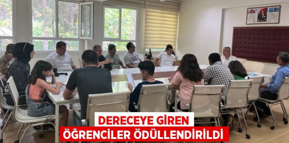 Dereceye giren öğrenciler ödüllendirildi