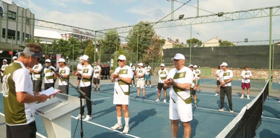 EFELER’DE İNCİR CUP TENİS TURNUVASI BAŞLADI