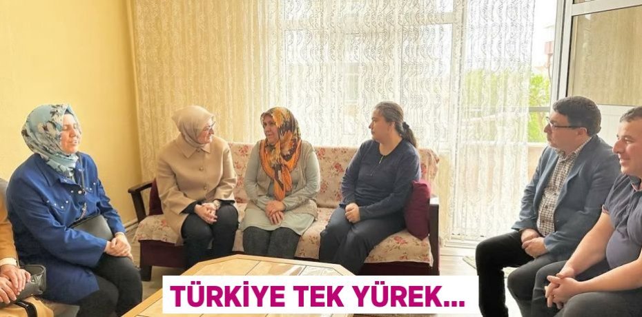 TÜRKİYE TEK YÜREK...