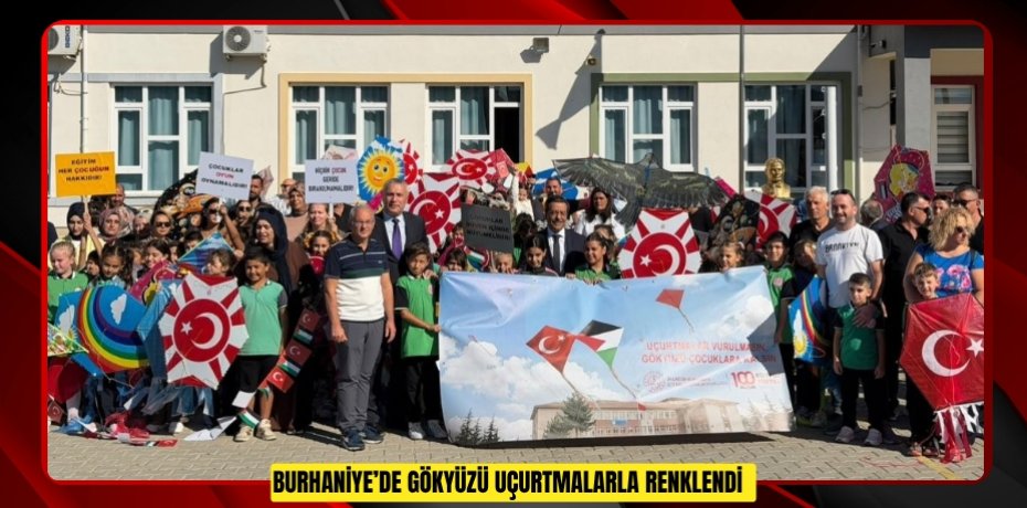  Burhaniye’de gökyüzü uçurtmalarla renklendi  