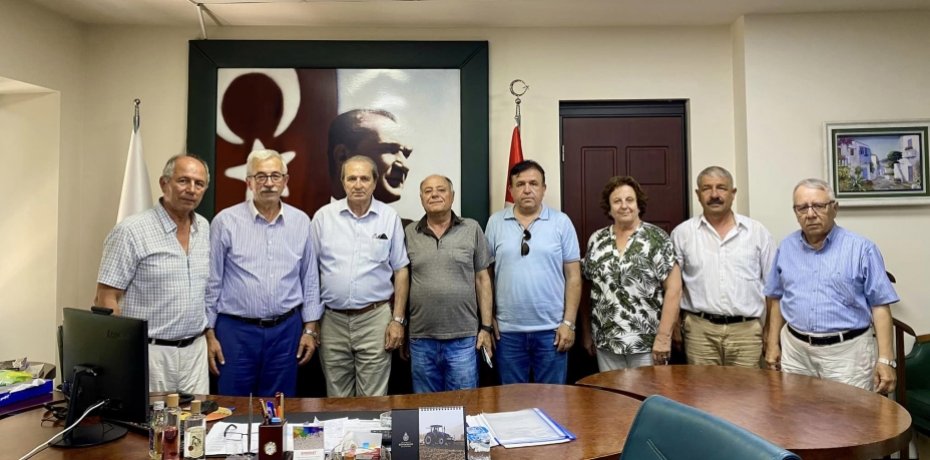 Burhan Karışık'ı ziyaret ettiler