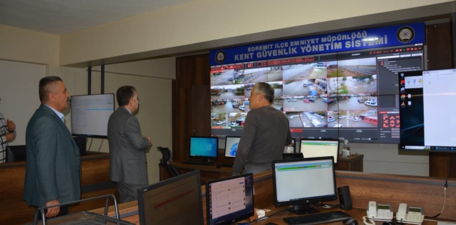 EDREMİT’İN GÜVENLİĞİ KGYS KAMERALARI İLE SAĞLANIYOR