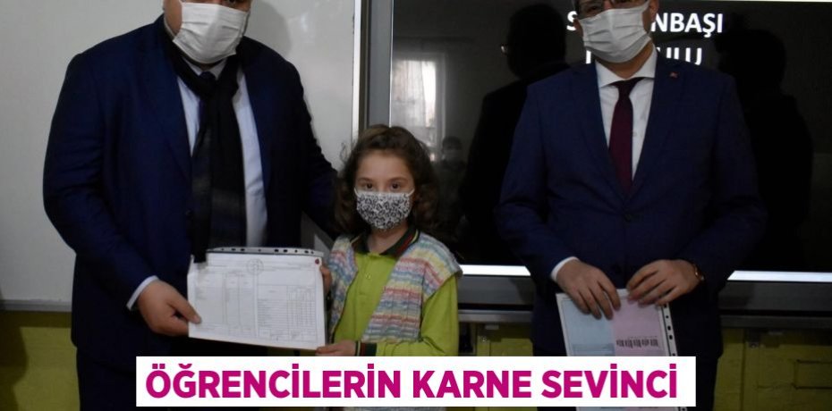 ÖĞRENCİLERİN KARNE SEVİNCİ