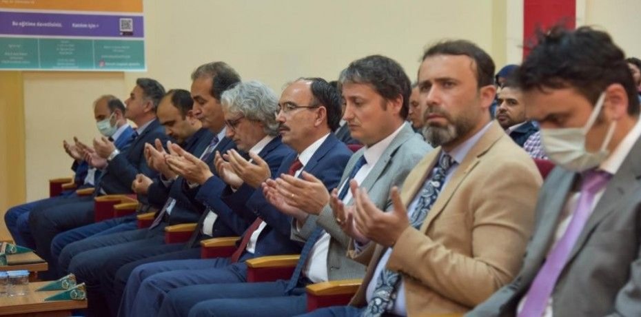 OKUNAN 1001 HATMİN DUASI YAPILDI