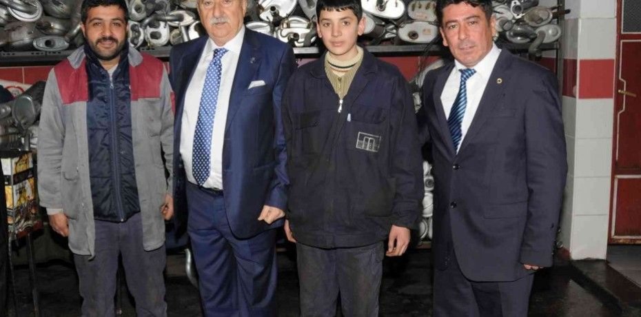 TESK GENEL BAŞKANI PALANDÖKEN  'EMEK VE ALIN TERİ İLE YAPILAN HER İŞ DEĞERLİDİR'